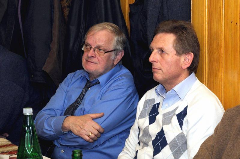 zrsen_120111_006.jpg