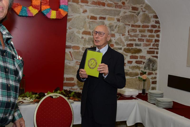 zrsen_120219_62.jpg